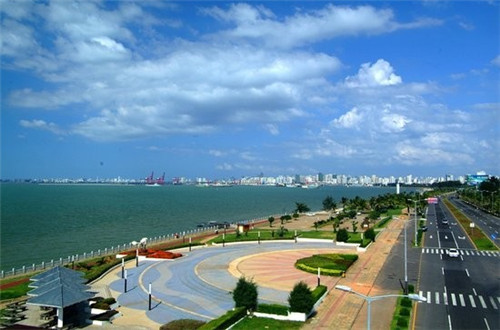 在海伦市加盟胡格格火锅靠谱吗，海伦市投资特色火锅店有市场吗