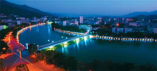 珲春市开店2025进口蛋白粉连锁店哪家品牌还能开店，蛋白粉在哪里进货