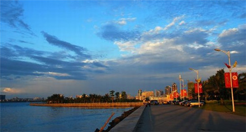 加盟签签向上串串香需要多少资金，投资串串香有没有前途